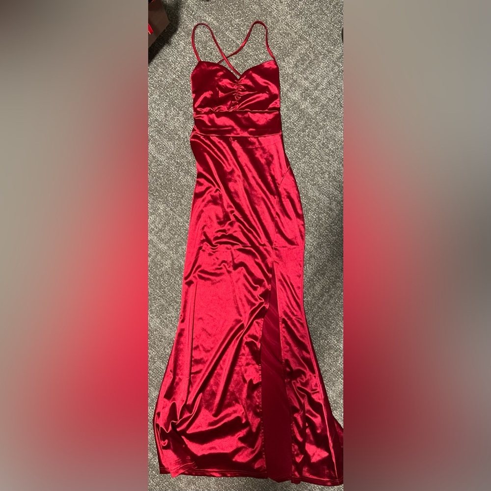 Red formal dress, size: small, brand: Ohvera